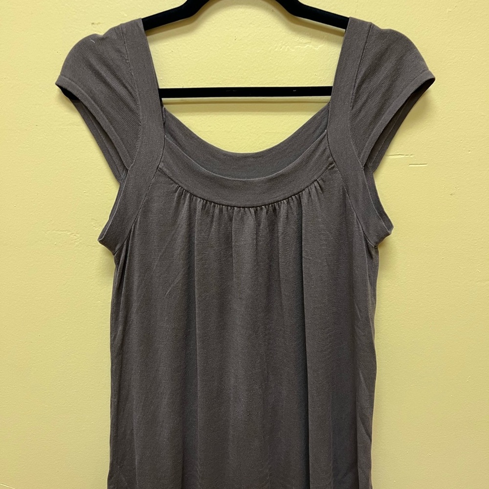 Banana Republic Flowy Tops